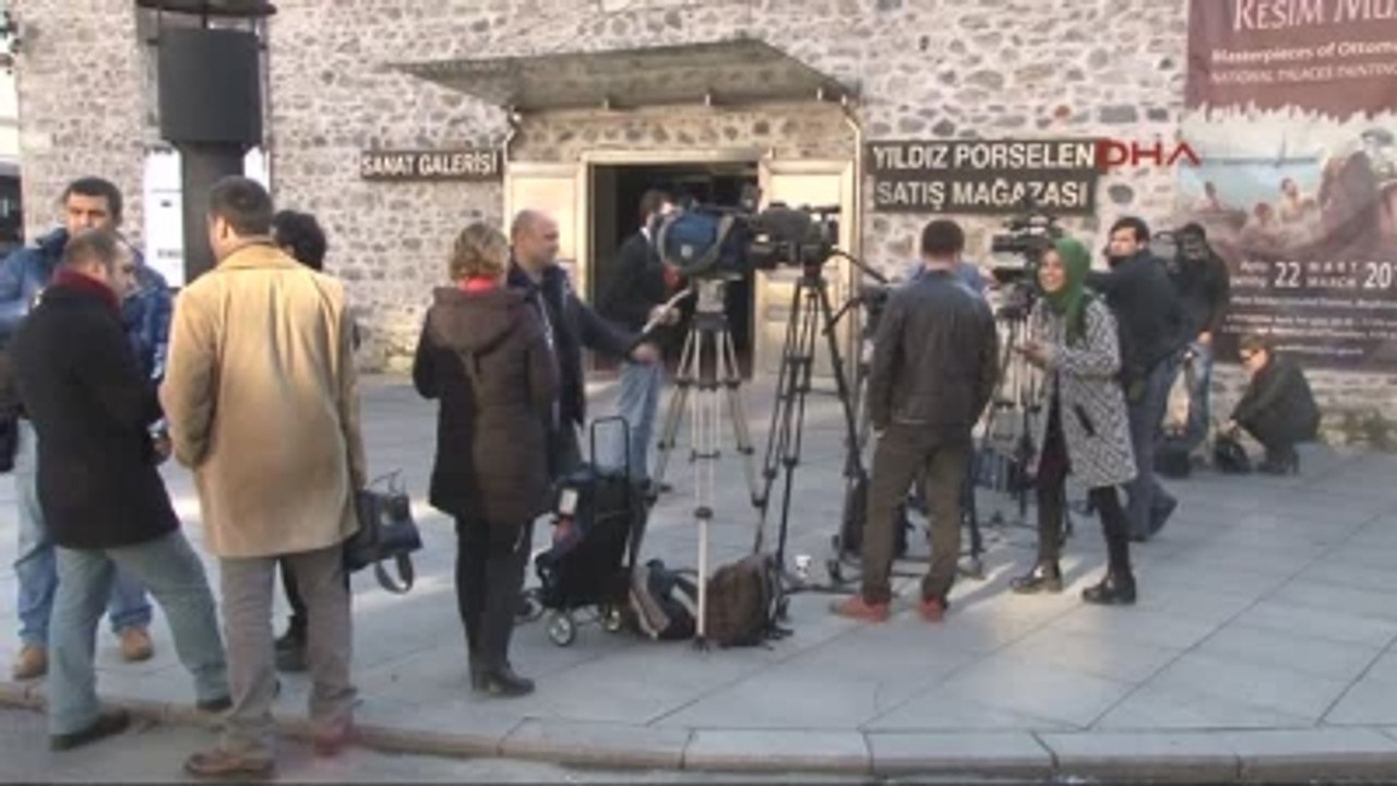 Davutoğlu Cuma Namazını Yahya Efendi Camii'nde Kıldı