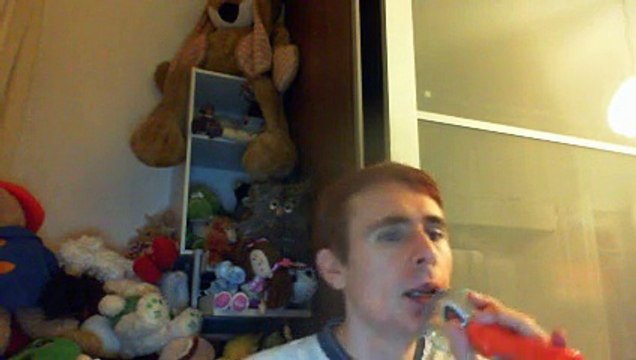 Wiwi égratigne l'amour de Jean Louis Aubert