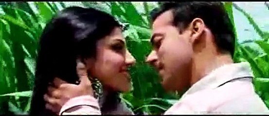 Hum Tum Ko Nigahon Mein, Kanasro