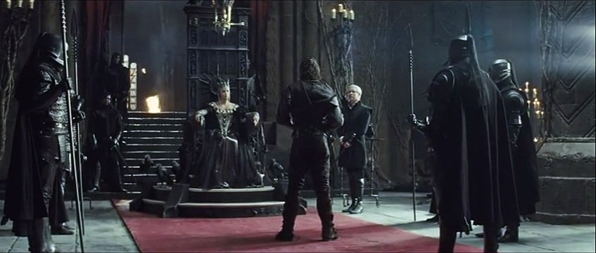 Blanche-Neige et le Chasseur - extrait 2 VF(1)