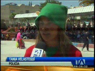 Miembros del GOE agasajan a niños con discapacidad