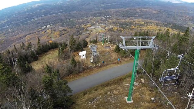 Il monte un col tout en drift avec une Toyota GT86
