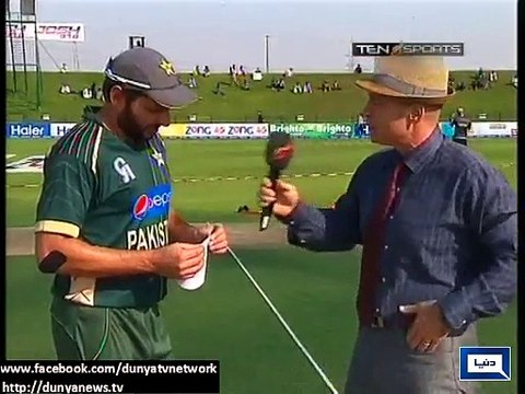 Abu Dhabi 4th ODI- Cricketers observe 2-minute silence in wake of Peshawar tragedy