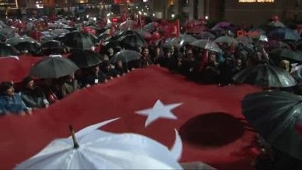 Çağlayan'daki İstanbul Adliyesi Önünde 17.25 Eylemi...