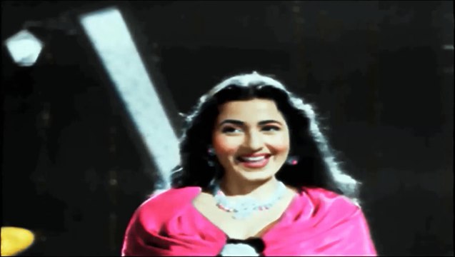 Madhubala in colour song clip....... Kal Hamara Hai