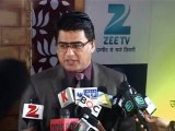 Ayub Khan Come to support Zee TV at Zee Rishtey Awards - By BollywoodFlashy