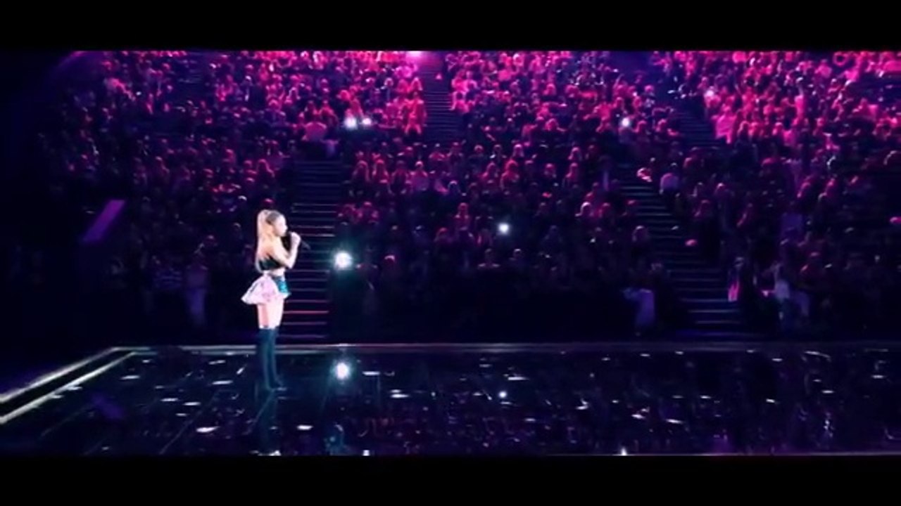 Ariana Grande Medley Victorias Secret Fashion Show 2014