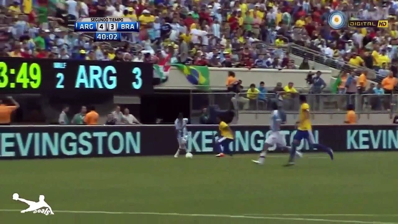 Messi - Amazing Left Foot Skills & Goals In Football - HD