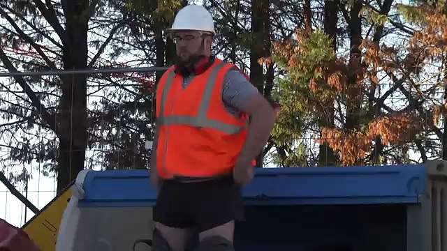 Animals strike back (Rémi Gaillard) BY place 2 Hina khan