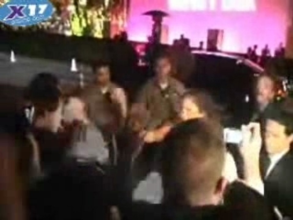 Jennifer Arriving 2 After Party Oscar 07