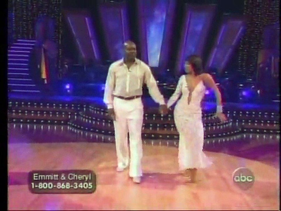 Emmitt Smith & Cheryl Burke - Rumba