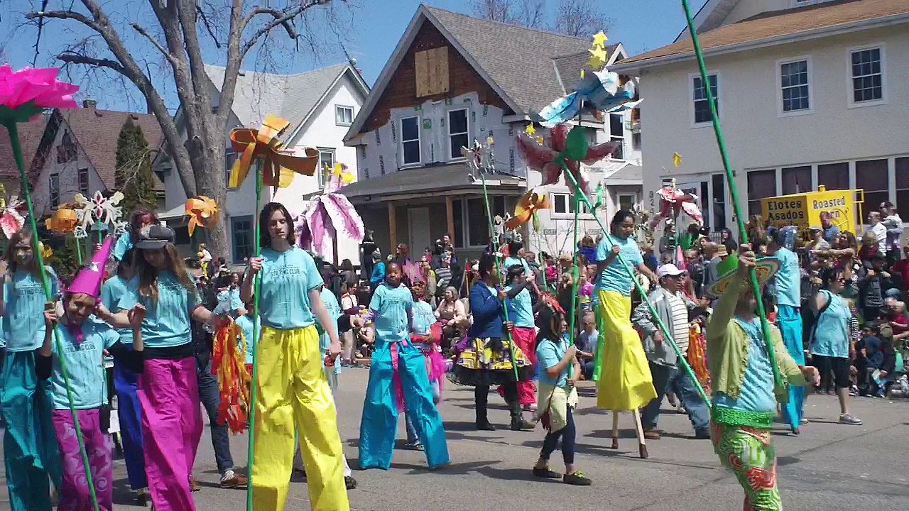 Chanting in MayDay Minneapolis 2014