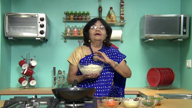 Hakka Noodles by Tarla Dalal