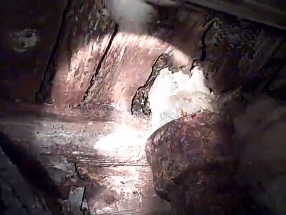 Home Inspectors Nashville TN Discovers Toilet Leak