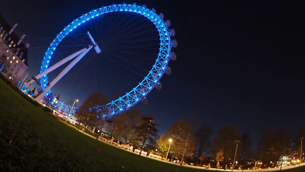 LONDON Timelapse through the lenses of 40 photographers