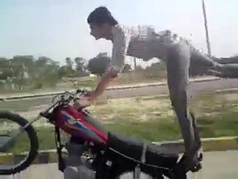 pakistani boys bike stunt Amazing video