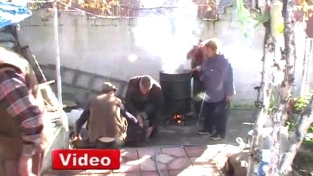 Çay Dağıtan Alman Akademisyen Şimdi de Sabun Yaptı