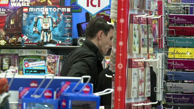 قصة سانتا كلوز تنمي مخيلة الأطفال