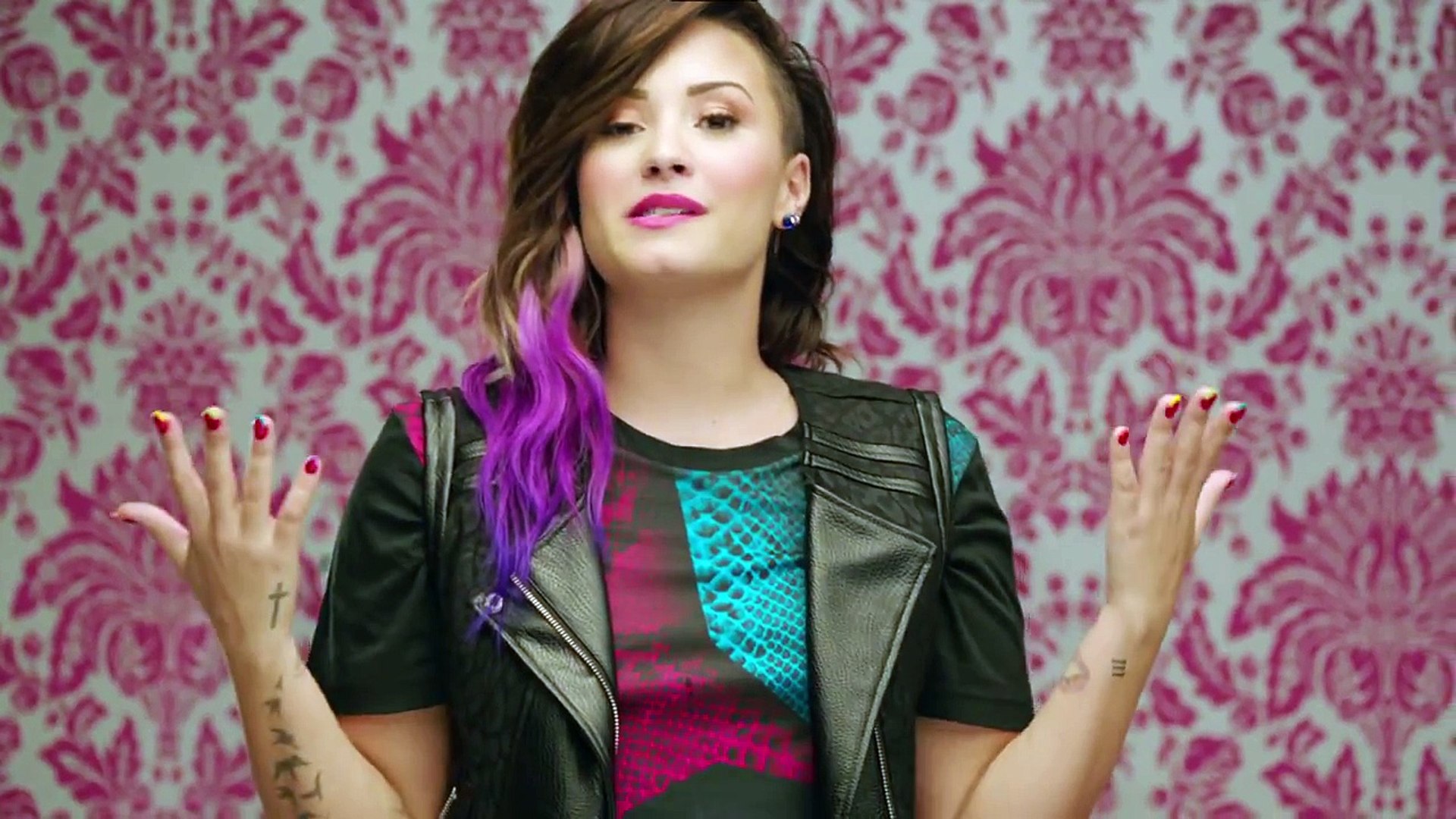 SKECHERS Sport with Memory Foam commercial starring Lovato - video Dailymotion