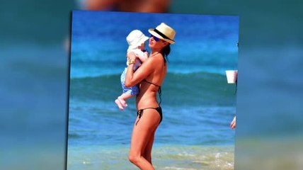 Lauren Silverman Shows off Her Incredible Body in a Tiny Two Piece