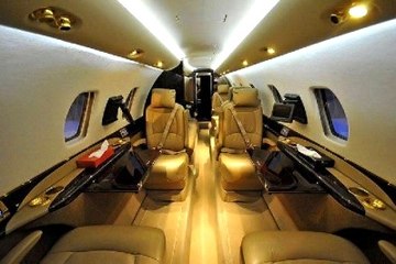 İsveç'te Yakalanan Suriyeli Mülteciler Lüks Uçak İle Getirildi