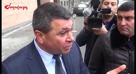 Թասիբ ու նամուս ունեք, թերթերում իրար մի լափեք