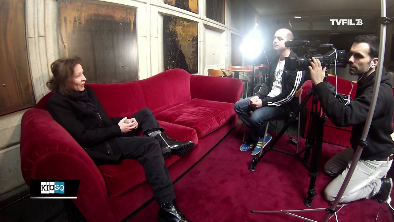 Gros Câlin - Bérangère Bonvoisin, Jean-Quentin Châtelain, Romain Gary