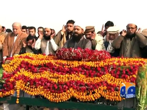 Funeral prayers held for principal martyred in Peshawar Attack -Geo Reports-18 Dec 2014