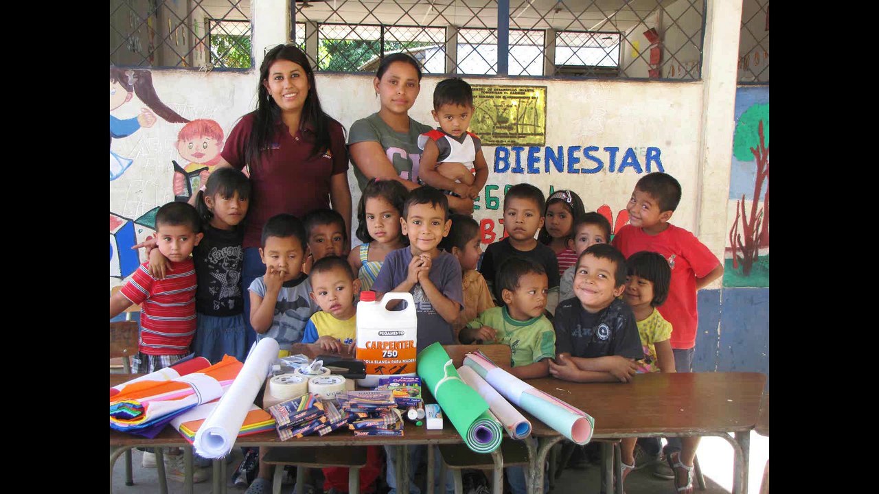 Proyecto mejora calidad en enseñanza infantil en El Salvador