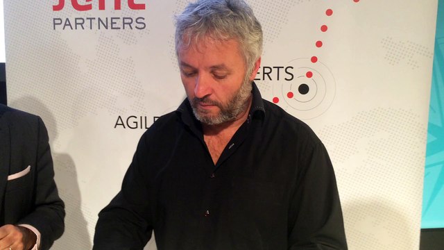 Yvan bourgnon annonce son partenariat avec June Partners - Salon nautique 121214