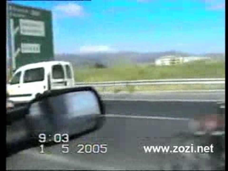 Mobylette à 130km/h sur autoroute