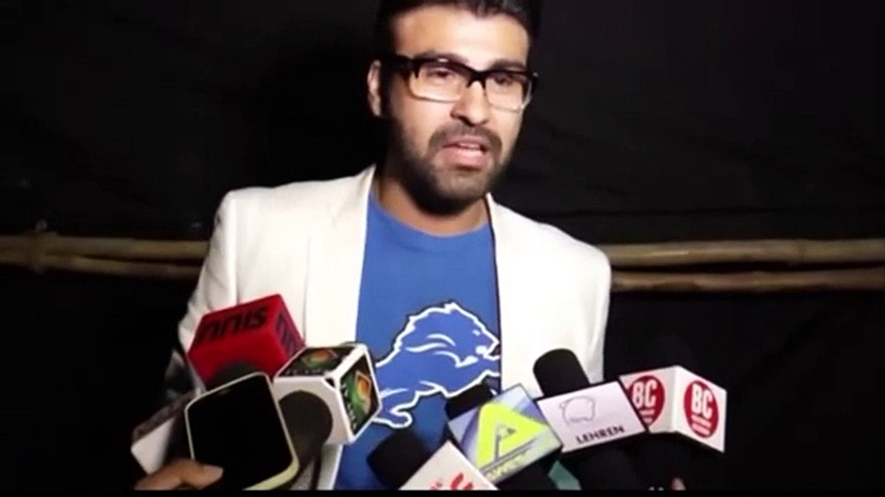 Arya Babbar's SHOCKING comment on Gautam Gulati & Diandra Soares KISS  Bigg Boss 8 - By Bollywood Flashy