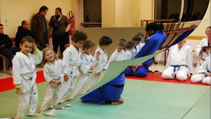 Judo de Cornant Cour commun et remise de grades 12 décembre 2014