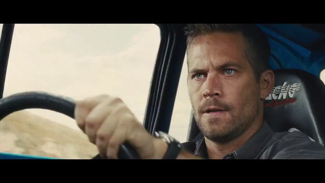 FAST & FURIOUS 6 - Extrait 3 _Brian sauve Roman du tank_ VF - Le 22 Mai au cinéma