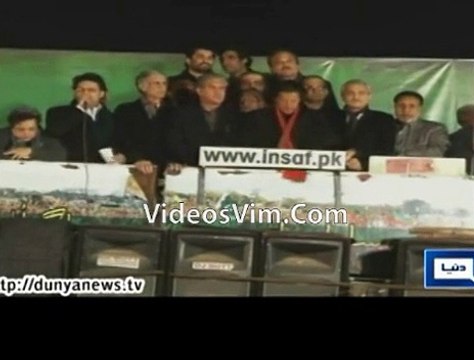 ImranKhancouldnt control his tears as Faisal Javed Khan says his last words at Azadi Dharna for Martyrs of Peshawar_(new)