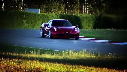 Alfa Romeo 4C pilotado por Giancarlo Fisichella