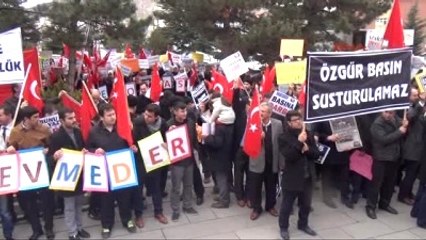 Memurlardan Özgür Basın Eylemi