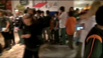 Yazar Elif Şafak Çocuk Okurlarıyla Buluştu
