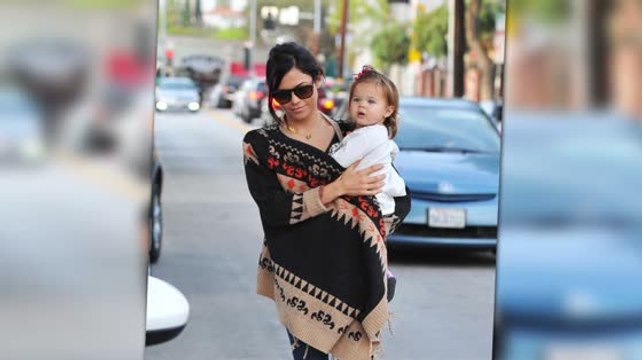 Jenna Dewan-Tatum Doesn't Know How Moms Find Time to Put on Make Up