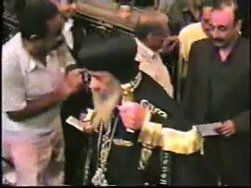 دموع واحزان البابا شنودة