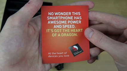 BlackBerry Passport - Unboxing (4K)