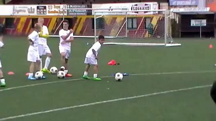 A 9 ans, Pietro Tomaselli est le prodige du football qui fait le buzz !