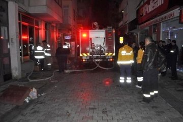 Karşıyaka'da Yangın: 1 Ölü