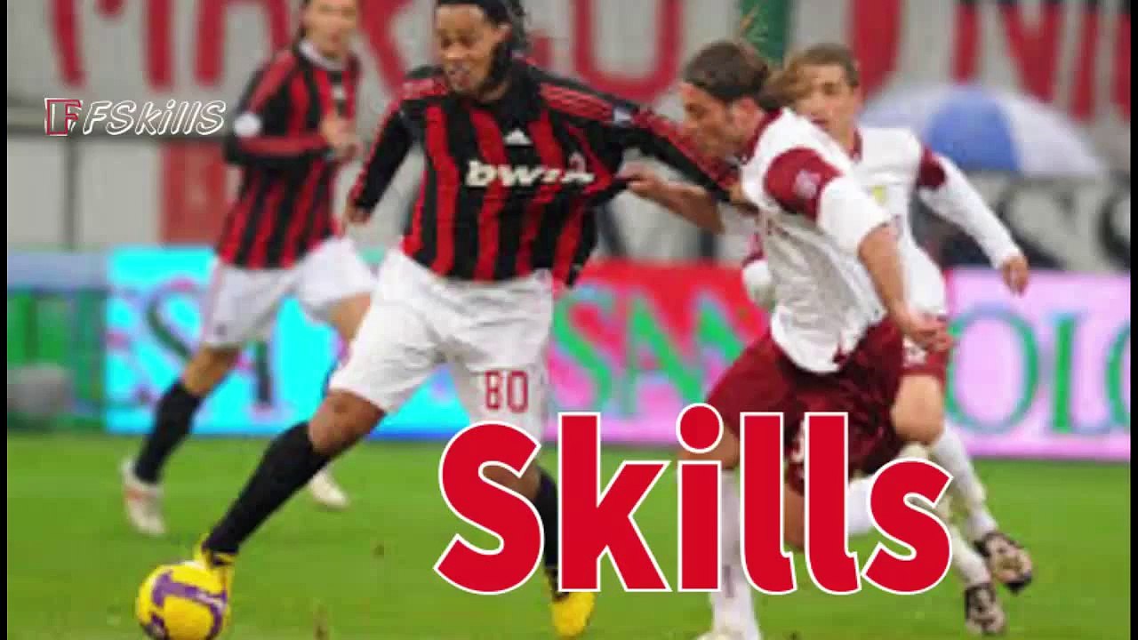 Ronaldinho Best Football Skills and Passes AC Milan 2008-2011