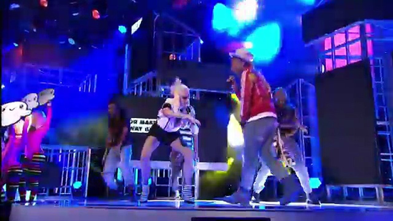 Pharrell Williams Gwen Stefani  'Spark the Fire' - People Awards