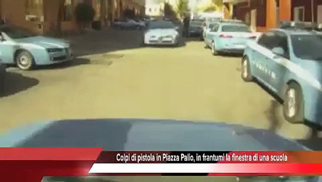 Cronaca - Colpi di pistola in Piazza Palio, in frantumi la finestra di una scuola