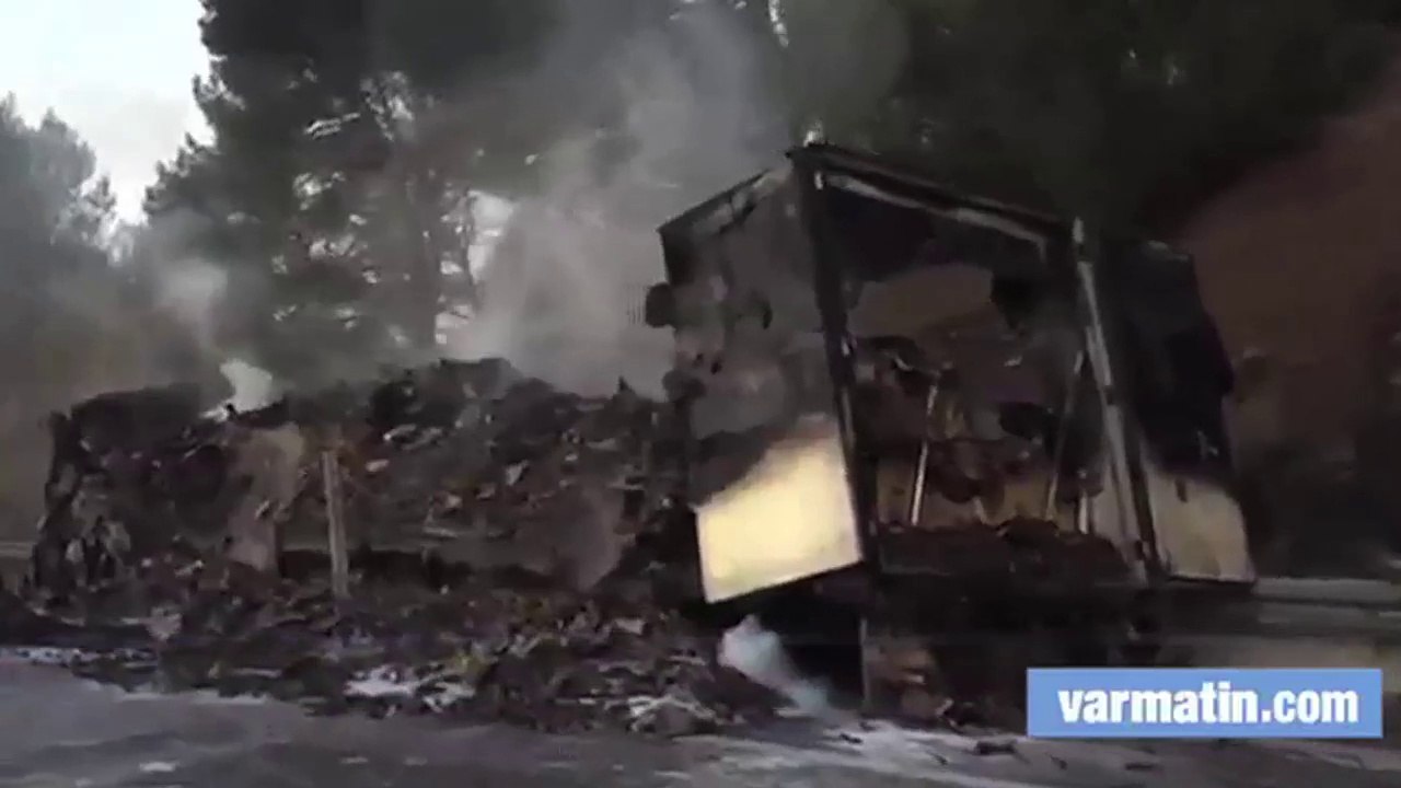 Un camion de kiwis prend feu sur l'A8 aux Adrets