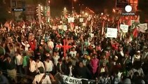 تظاهرات و حملات گسترده ضد طالبان در پاکستان