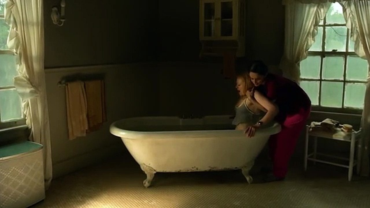 Bathtub Clip - Jessabelle - Videos & Movie Clips - ID - 74963