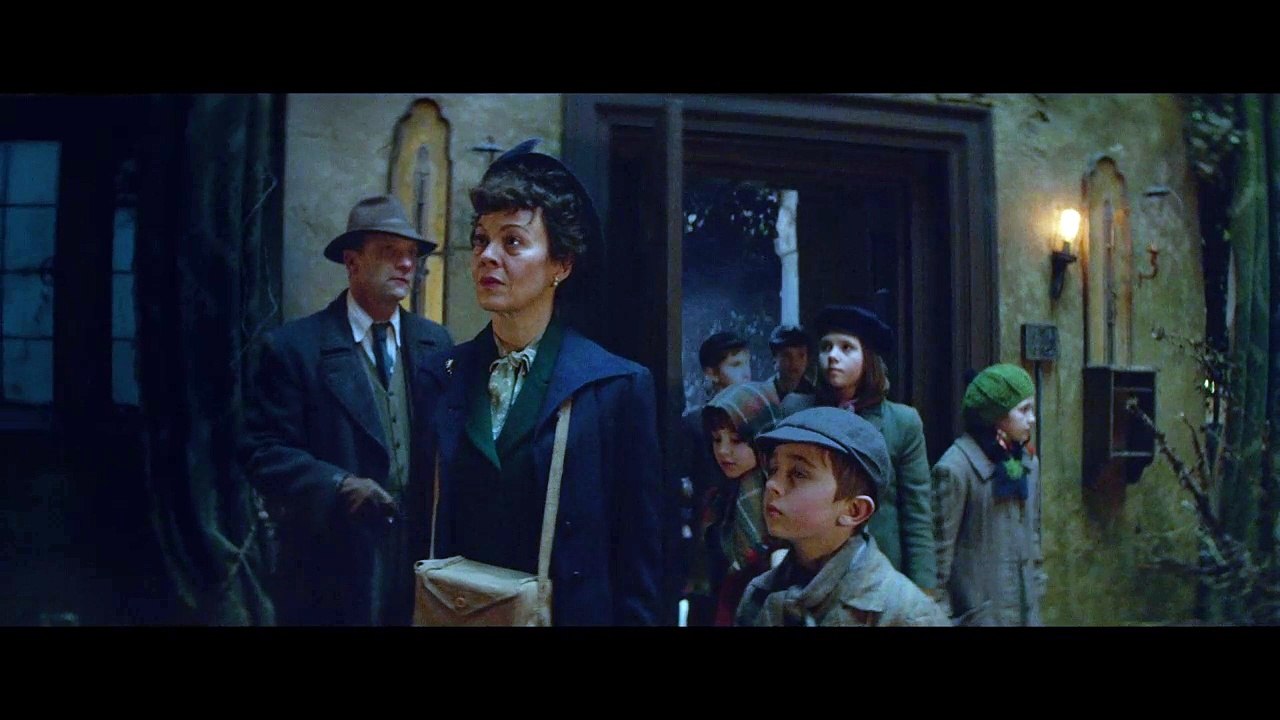 The Woman in Black 2 Angel of Death Trailer (Theatrical Trailer)